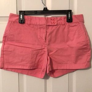 Vineyard vine everyday short 3” size 10 pink